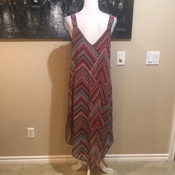 Chevron Patterned Sheer fully Lined Sleeveless Fish Tail Dress-Size L - Picture 2 of 12